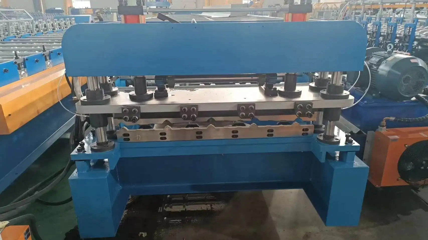 Predicting Maintenance Needs of AG Panel Roll Forming Machines: Data-Driven Approach